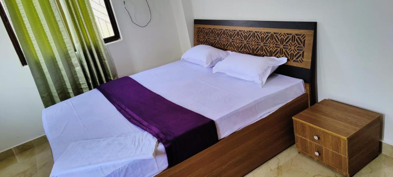 Glamour Palace Hotell Gaya Eksteriør bilde